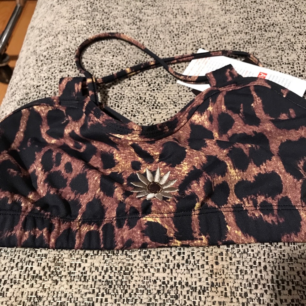 Sports bra